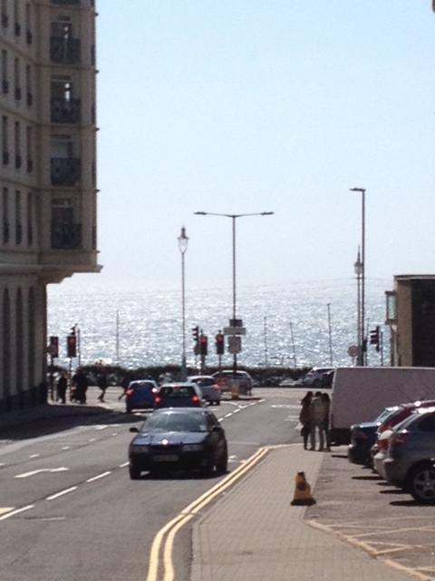 Two Top Central Beach Studios - Also Separate Spa Cabin And Watersports Hove Chambre photo