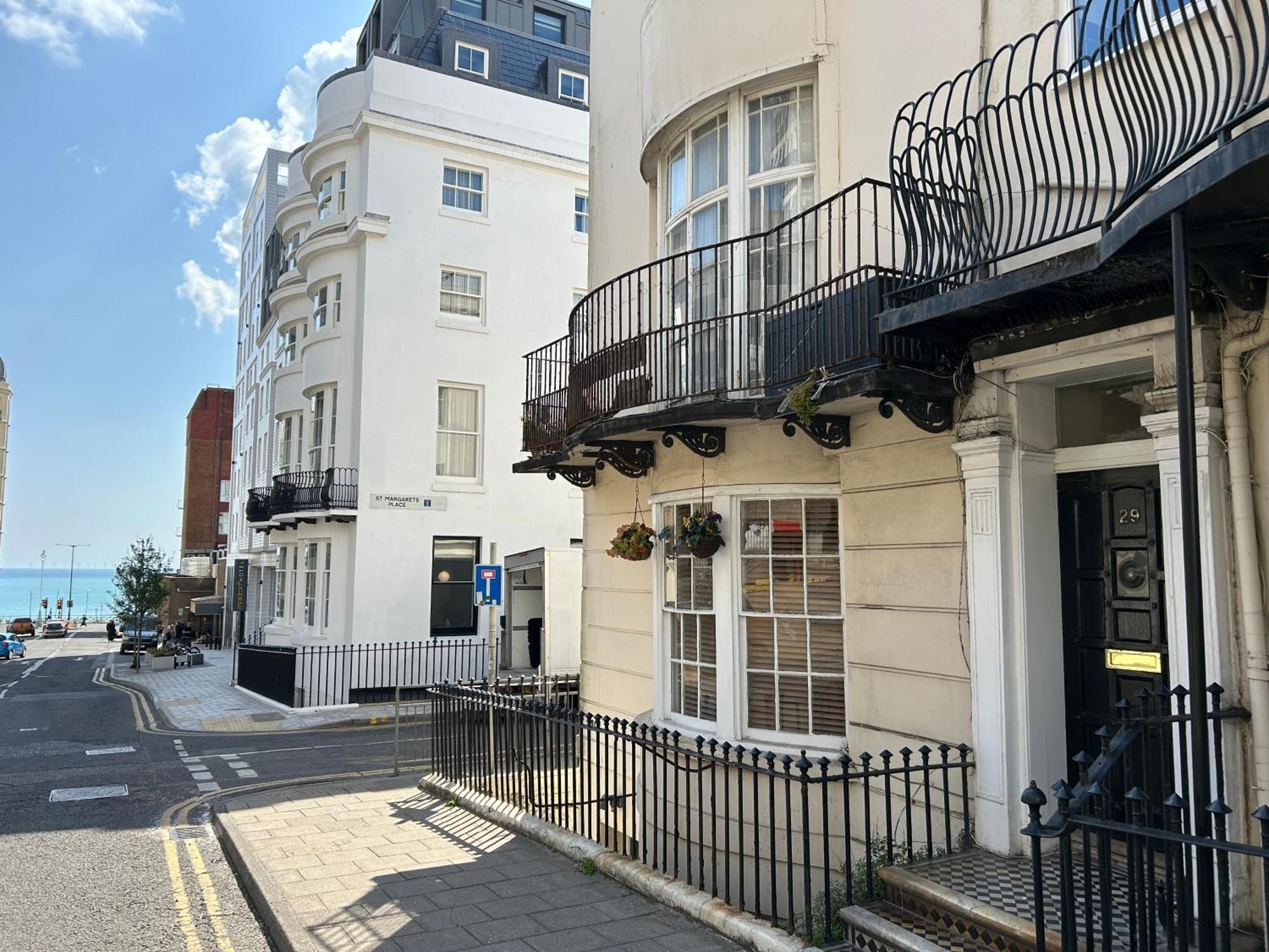 Two Top Central Beach Studios - Also Separate Spa Cabin And Watersports Hove Extérieur photo